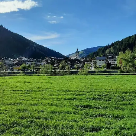 Hirsch Haus *