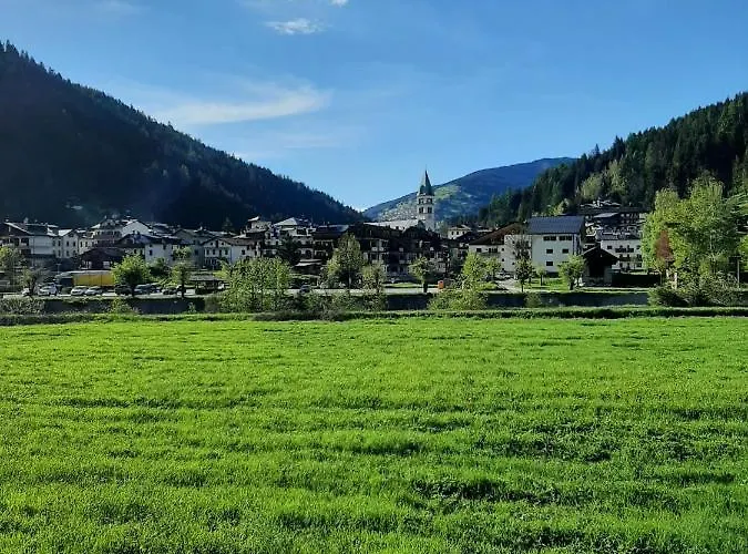 Hirsch Haus *